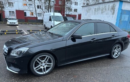 Mercedes-Benz E-Класс, 2013 год, 2 150 000 рублей, 3 фотография