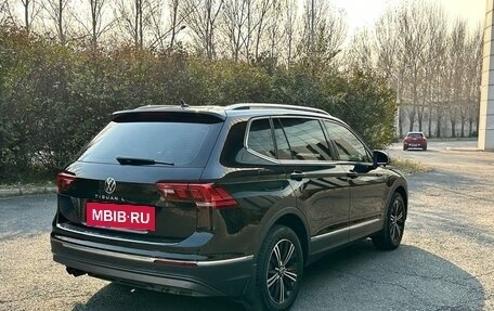 Volkswagen Tiguan II, 2022 год, 2 600 000 рублей, 7 фотография