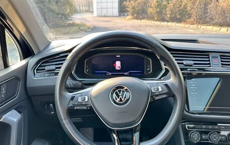 Volkswagen Tiguan II, 2022 год, 2 600 000 рублей, 10 фотография