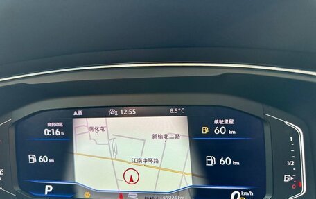 Volkswagen Tiguan II, 2022 год, 2 600 000 рублей, 14 фотография