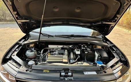 Volkswagen Tiguan II, 2022 год, 2 600 000 рублей, 18 фотография