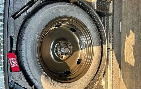 Volkswagen Tiguan II, 2022 год, 2 600 000 рублей, 19 фотография