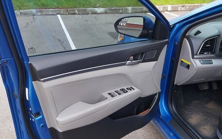 Hyundai Elantra VI рестайлинг, 2017 год, 1 350 000 рублей, 14 фотография