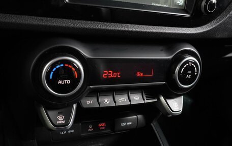 KIA Rio IV, 2018 год, 1 325 000 рублей, 12 фотография