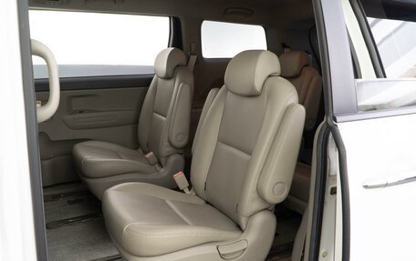 KIA Carnival III, 2018 год, 2 387 097 рублей, 11 фотография