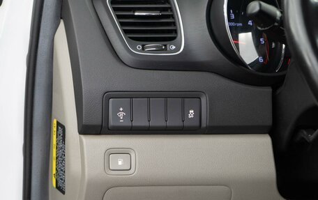 KIA Carnival III, 2018 год, 2 387 097 рублей, 21 фотография