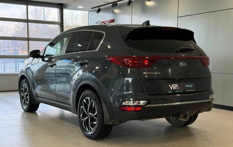 KIA Sportage IV рестайлинг, 2021 год, 2 615 000 рублей, 4 фотография