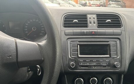 Volkswagen Polo VI (EU Market), 2012 год, 650 000 рублей, 2 фотография