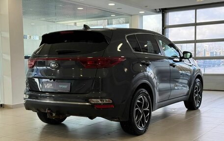 KIA Sportage IV рестайлинг, 2021 год, 2 615 000 рублей, 6 фотография