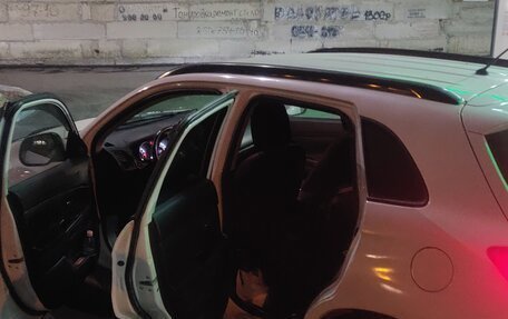 Mitsubishi ASX I рестайлинг, 2013 год, 1 100 000 рублей, 8 фотография