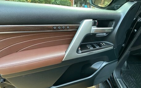 Toyota Land Cruiser 200, 2019 год, 8 150 000 рублей, 8 фотография