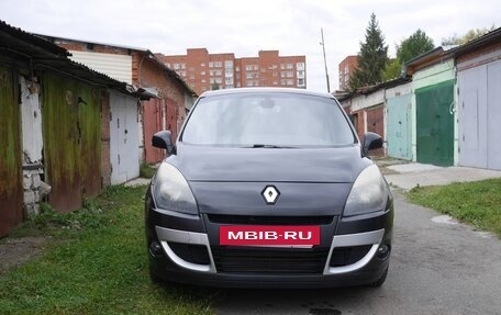 Renault Scenic III, 2010 год, 590 000 рублей, 2 фотография