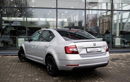 Skoda Octavia, 2018 год, 2 000 000 рублей, 6 фотография