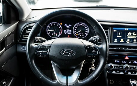 Hyundai Elantra VI рестайлинг, 2019 год, 1 800 000 рублей, 15 фотография