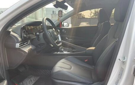 Hyundai Elantra, 2023 год, 1 589 851 рублей, 6 фотография