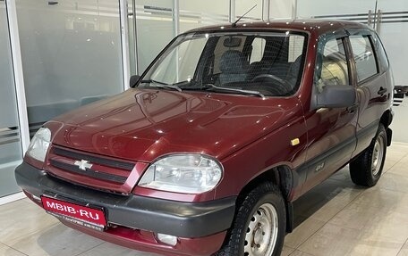 Chevrolet Niva I рестайлинг, 2004 год, 329 000 рублей, 1 фотография