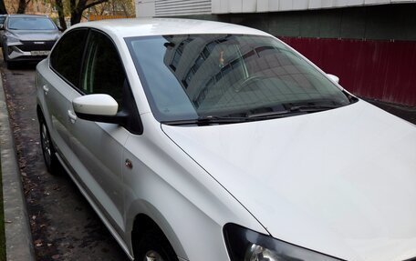 Volkswagen Polo VI (EU Market), 2013 год, 1 100 000 рублей, 6 фотография