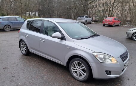 KIA cee'd I рестайлинг, 2009 год, 650 000 рублей, 4 фотография
