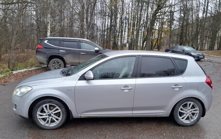 KIA cee'd I рестайлинг, 2009 год, 650 000 рублей, 2 фотография