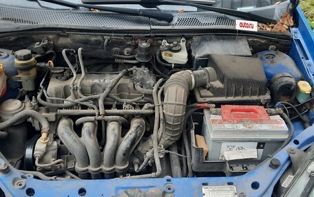 Ford Focus IV, 2003 год, 300 000 рублей, 9 фотография