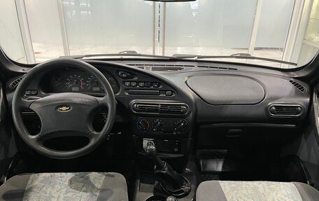 Chevrolet Niva I рестайлинг, 2004 год, 329 000 рублей, 5 фотография