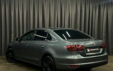 Volkswagen Jetta VI, 2011 год, 799 888 рублей, 3 фотография