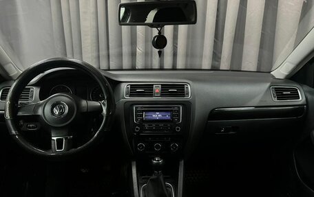 Volkswagen Jetta VI, 2011 год, 799 888 рублей, 7 фотография