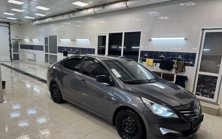 Hyundai Solaris II рестайлинг, 2014 год, 584 000 рублей, 1 фотография