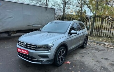 Volkswagen Tiguan II, 2018 год, 3 080 000 рублей, 1 фотография