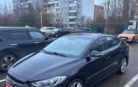 Hyundai Elantra VI рестайлинг, 2018 год, 1 500 000 рублей, 2 фотография