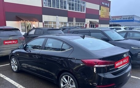 Hyundai Elantra VI рестайлинг, 2018 год, 1 500 000 рублей, 4 фотография