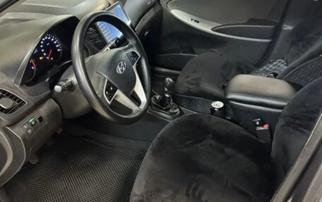 Hyundai Solaris II рестайлинг, 2014 год, 584 000 рублей, 5 фотография