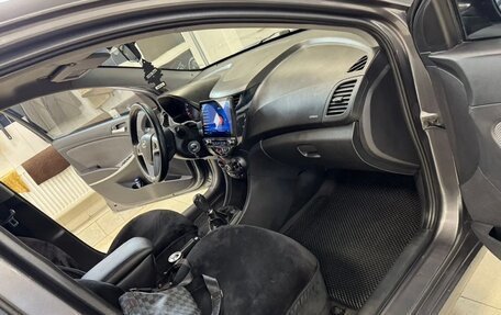 Hyundai Solaris II рестайлинг, 2014 год, 584 000 рублей, 9 фотография