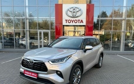 Toyota Highlander, 2025 год, 7 000 000 рублей, 1 фотография