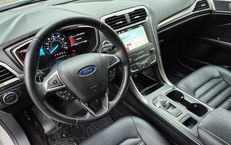 Ford Fusion (North America) II, 2018 год, 1 750 000 рублей, 14 фотография