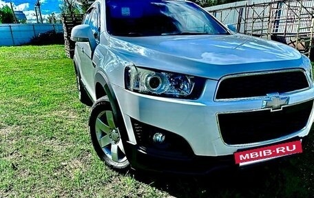 Chevrolet Captiva I, 2013 год, 1 270 000 рублей, 2 фотография