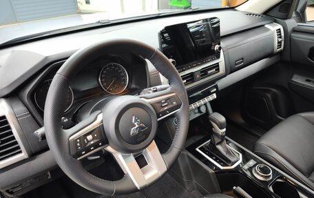 Mitsubishi L200, 2025 год, 5 299 000 рублей, 8 фотография