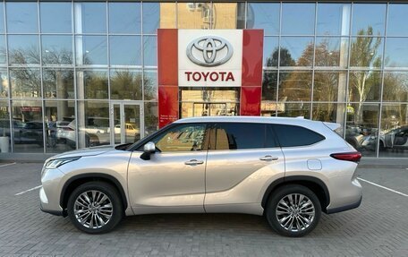 Toyota Highlander, 2025 год, 7 000 000 рублей, 8 фотография