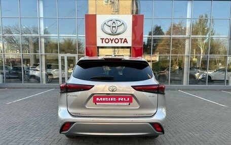 Toyota Highlander, 2025 год, 7 000 000 рублей, 6 фотография