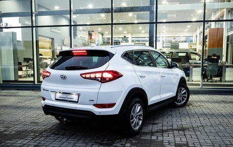 Hyundai Tucson III, 2017 год, 2 350 000 рублей, 2 фотография
