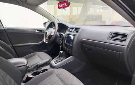 Volkswagen Jetta VI, 2014 год, 969 000 рублей, 13 фотография