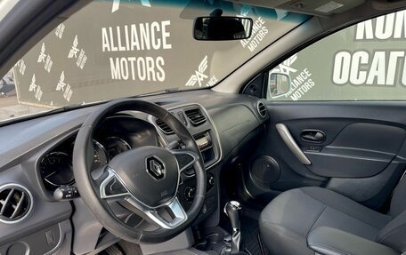 Renault Logan II, 2019 год, 835 000 рублей, 11 фотография