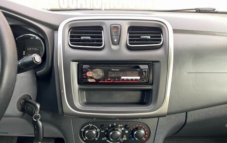 Renault Logan II, 2019 год, 835 000 рублей, 17 фотография