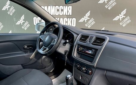 Renault Logan II, 2019 год, 835 000 рублей, 21 фотография