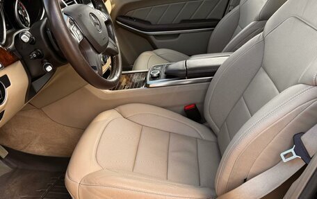 Mercedes-Benz GL-Класс, 2015 год, 2 500 000 рублей, 22 фотография