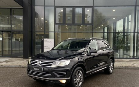 Volkswagen Touareg III, 2016 год, 3 990 000 рублей, 1 фотография
