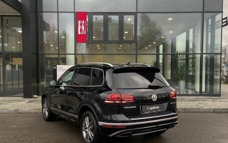 Volkswagen Touareg III, 2016 год, 3 990 000 рублей, 7 фотография