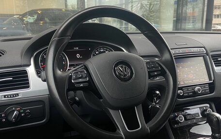Volkswagen Touareg III, 2016 год, 3 990 000 рублей, 17 фотография
