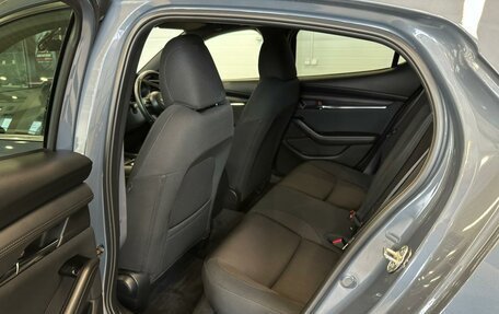 Mazda 3, 2019 год, 2 049 999 рублей, 17 фотография