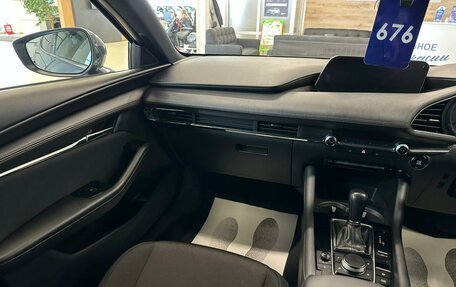 Mazda 3, 2019 год, 2 049 999 рублей, 14 фотография